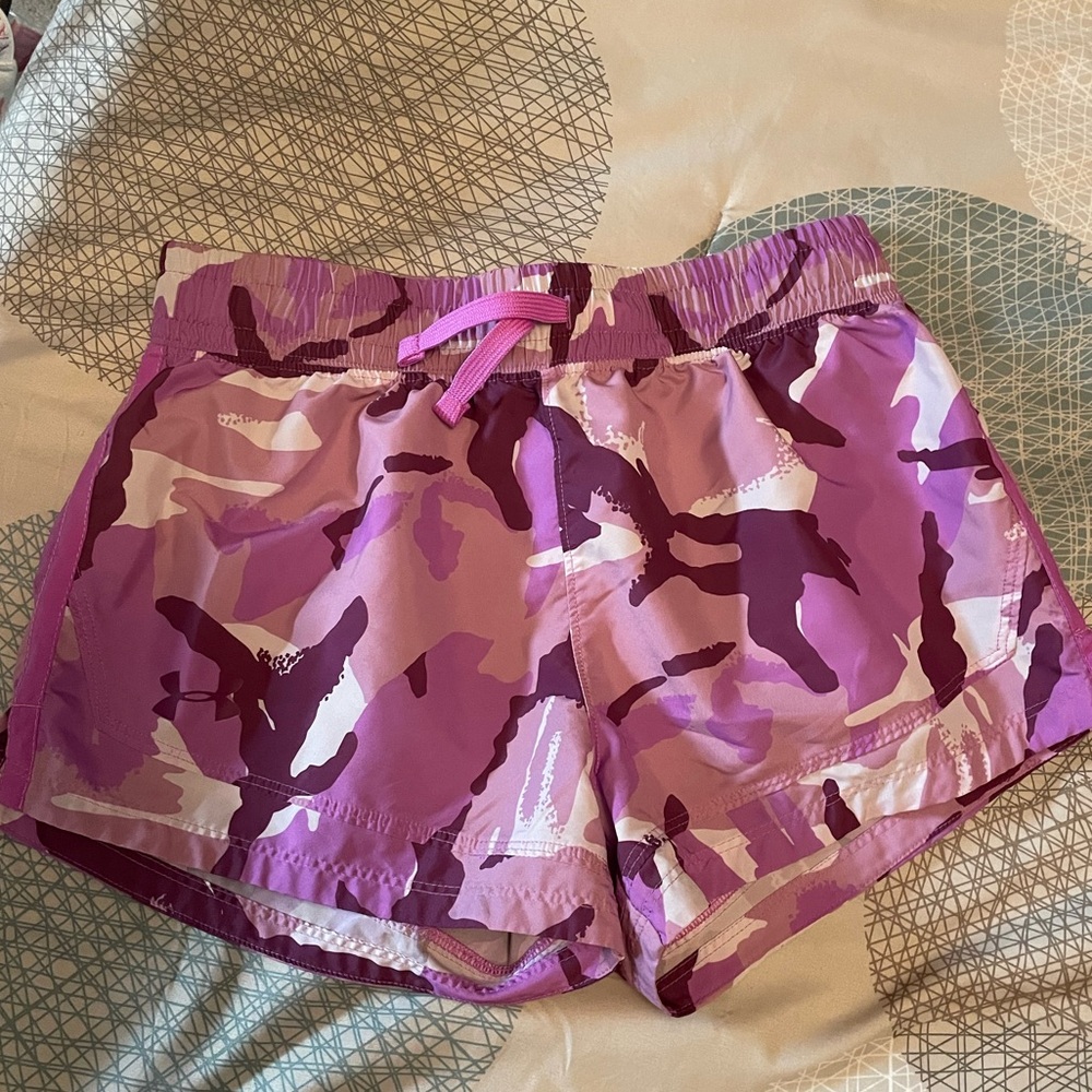 Girls under Armour purple camo shorts